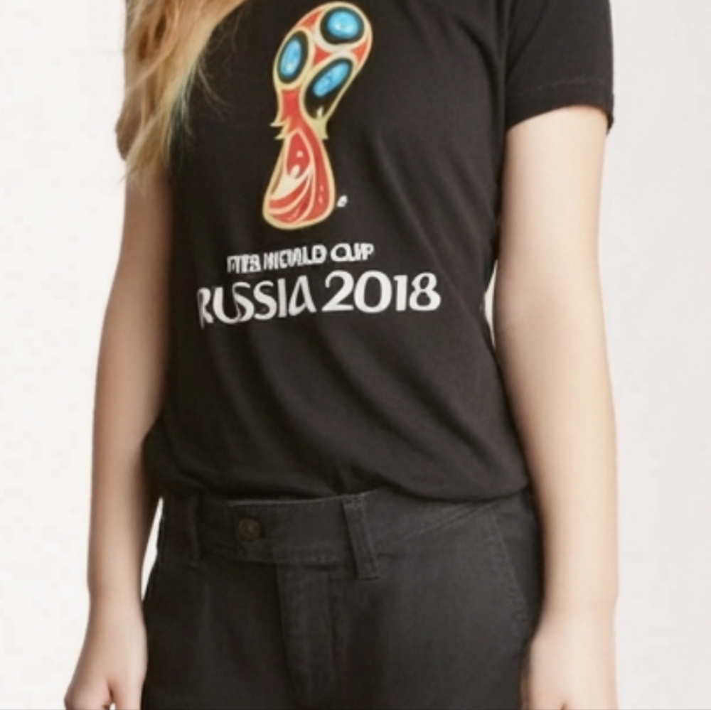 Adidas Official FIFA Russia 2018 World Cup Black Graphic T-shirt Fitted Sz US M - Picture 2 of 12